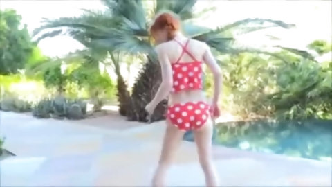 Girls In Bikinis Pmv- Poppy